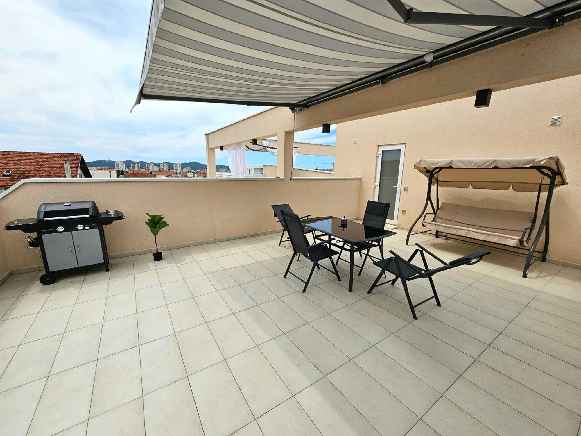 Apartment Rooftop Zara Esterno foto